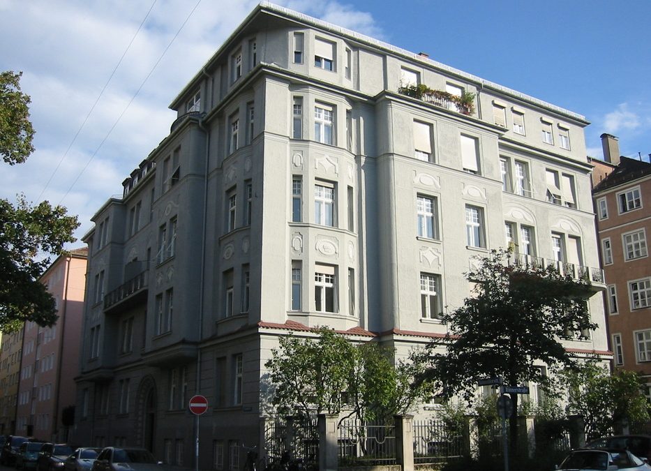 DE, München - Schwabing, AinmillerstraßeRarität in Bestlage – Mehrfamilienhaus in Schwabing