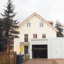 DE, München, WaldtruderingGartenwohnungen – 4 Familienhaus