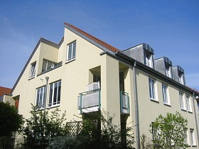 DE, ErdingSonnendurchflutete und geräumige Dachgeschosswohnung mit Terrasse